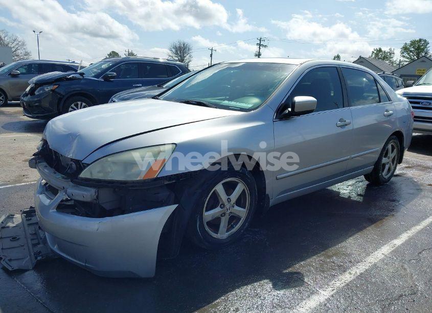 Photo 2 of 2005 Honda Accord 2.4 EX (VIN 1HGCM56835A009354)
