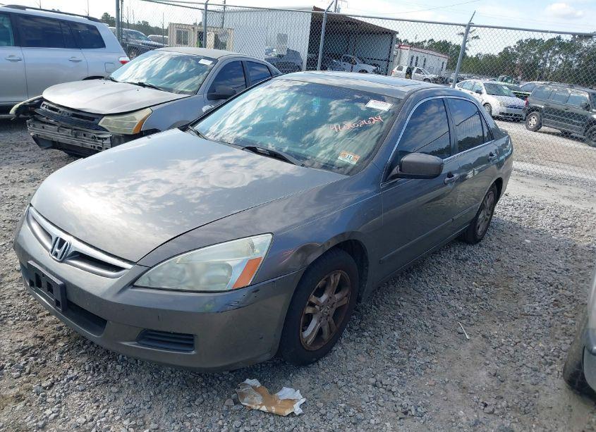 Photo 2 of 2006 Honda Accord 2.4 EX (VIN 1HGCM56836A046132)