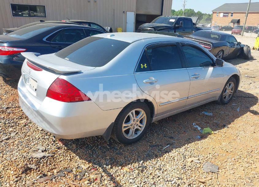Photo 4 of 2006 Honda Accord 2.4 EX (VIN 1HGCM56836A046955)