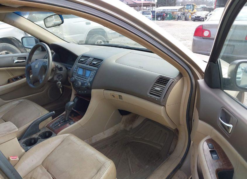 Photo 5 of 2006 Honda Accord 2.4 EX (VIN 1HGCM56836A063030)