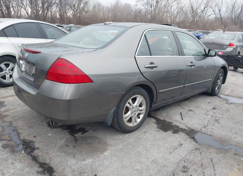 Photo 4 of 2006 Honda Accord 2.4 EX (VIN 1HGCM56836A111447)