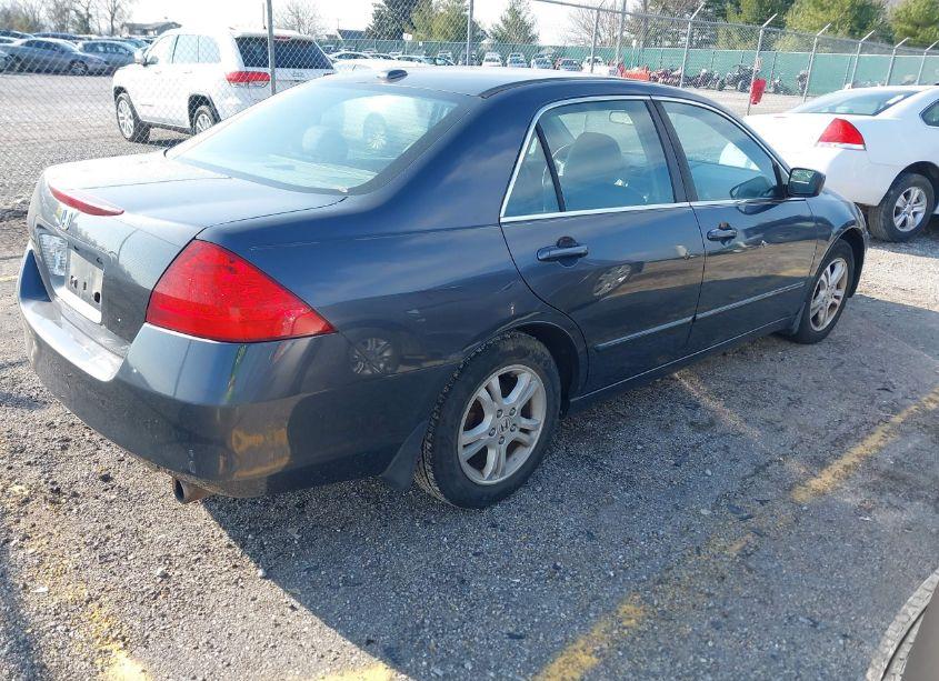 Photo 4 of 2007 Honda Accord 2.4 EX (VIN 1HGCM56837A030336)
