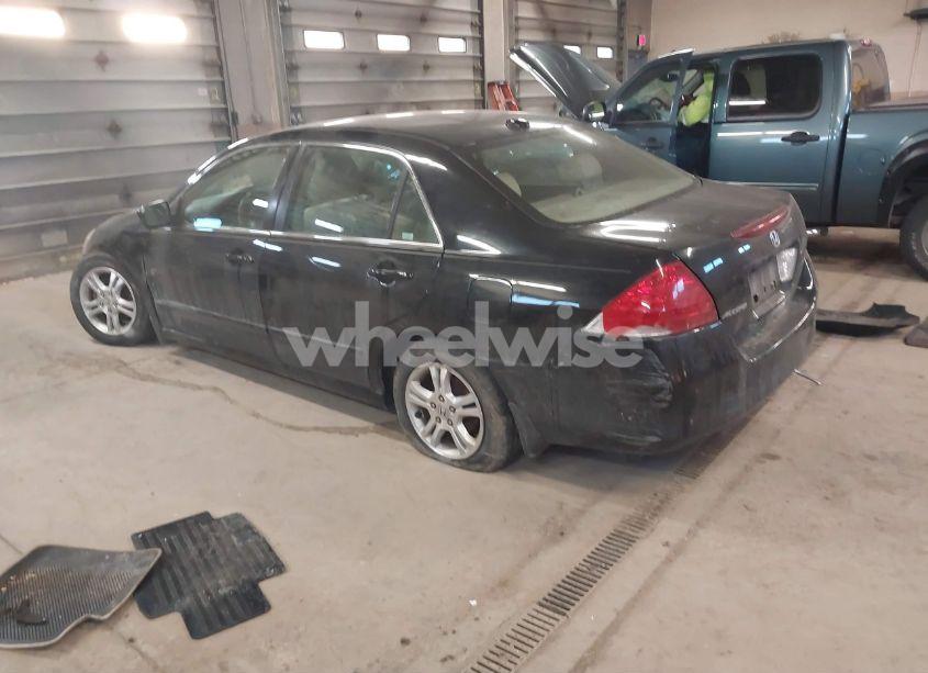 Photo 3 of 2007 Honda Accord 2.4 EX (VIN 1HGCM56837A201828)