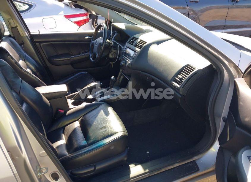 Photo 5 of 2005 Honda Accord 2.4 EX (VIN 1HGCM56845A025269)