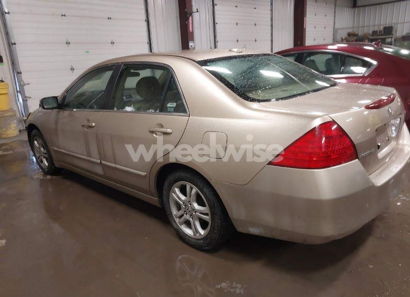 Photo 3 of 2007 Honda Accord 2.4 EX (VIN 1HGCM56847A028787)