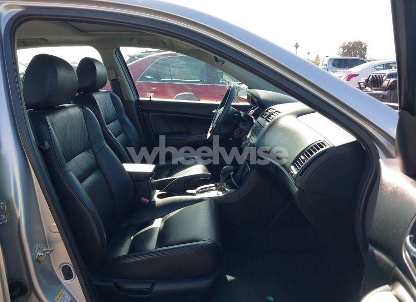 Photo 5 of 2007 Honda Accord 2.4 EX (VIN 1HGCM56847A056587)