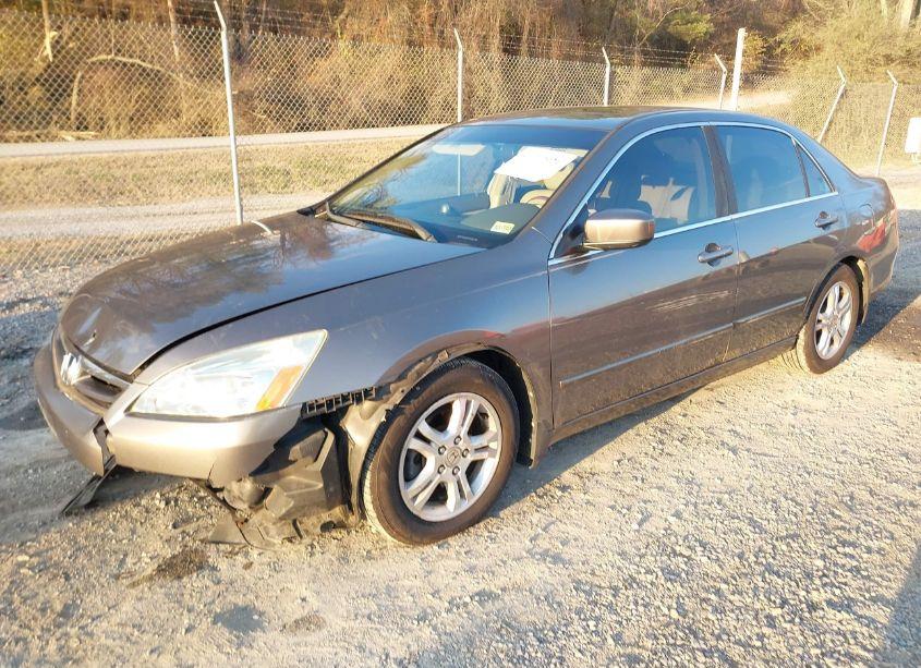 Photo 2 of 2007 Honda Accord 2.4 EX (VIN 1HGCM56847A082543)