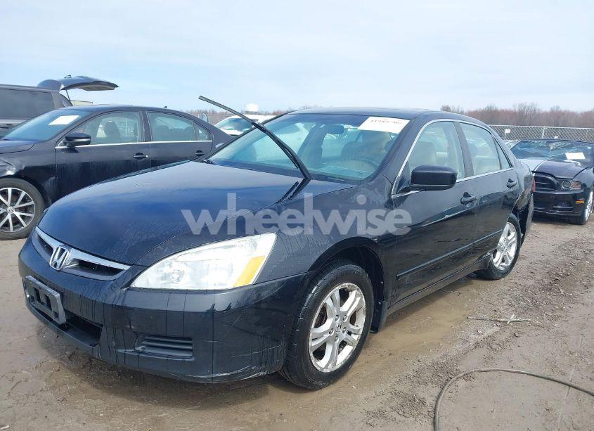Photo 2 of 2007 Honda Accord 2.4 EX (VIN 1HGCM56847A103519)