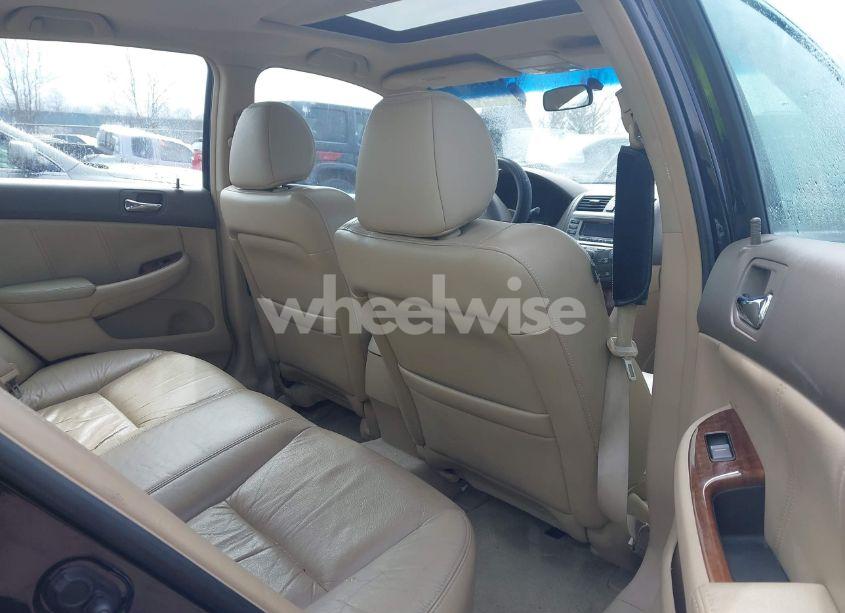 Photo 8 of 2007 Honda Accord 2.4 EX (VIN 1HGCM56847A103519)