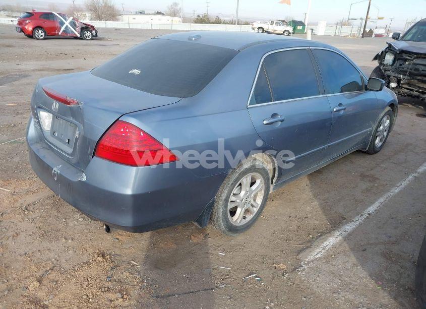 Photo 4 of 2007 Honda Accord 2.4 EX (VIN 1HGCM56847A112771)