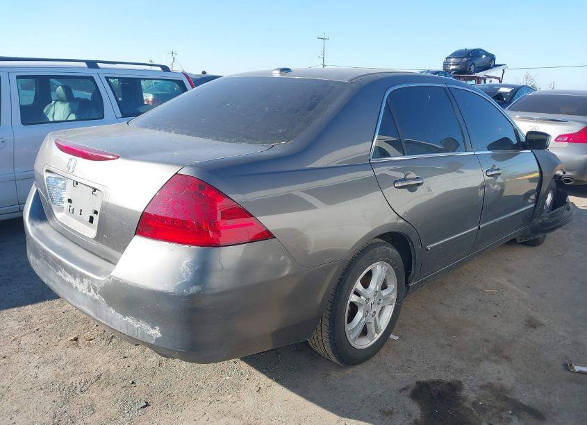 Photo 4 of 2007 Honda Accord 2.4 EX (VIN 1HGCM56847A184215)