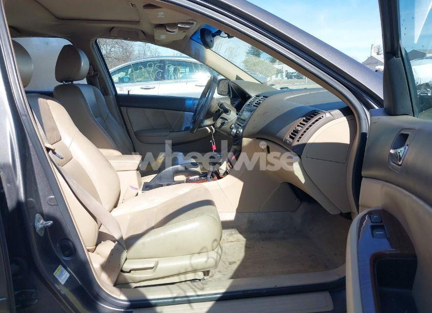 Photo 5 of 2007 Honda Accord 2.4 EX (VIN 1HGCM56847A188507)