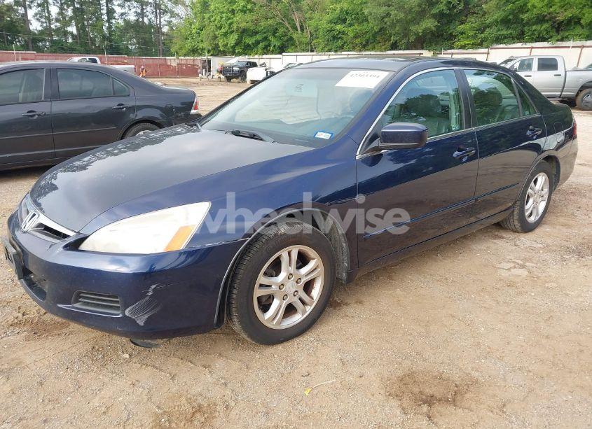 Photo 2 of 2007 Honda Accord 2.4 EX (VIN 1HGCM56847A198308)