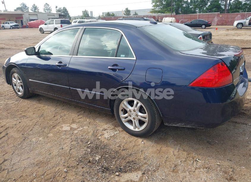 Photo 3 of 2007 Honda Accord 2.4 EX (VIN 1HGCM56847A198308)