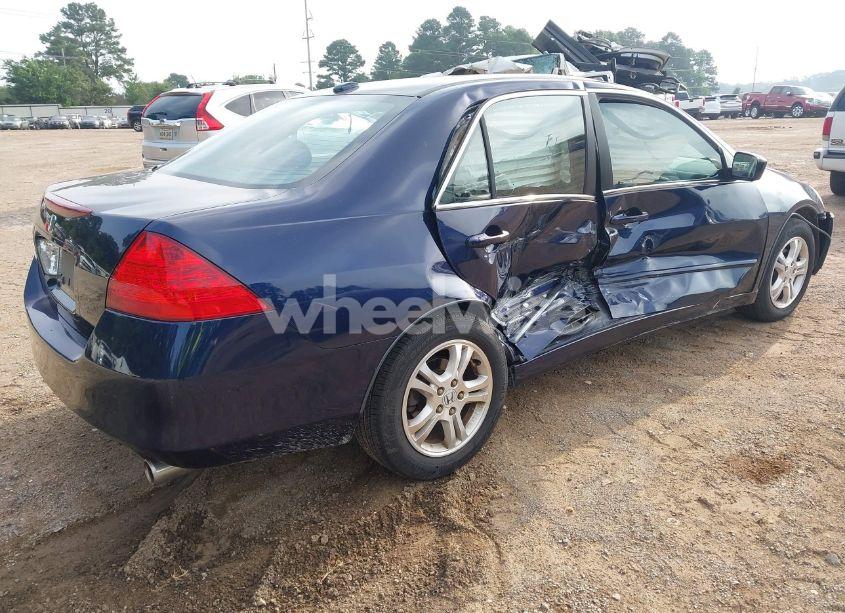 Photo 4 of 2007 Honda Accord 2.4 EX (VIN 1HGCM56847A198308)