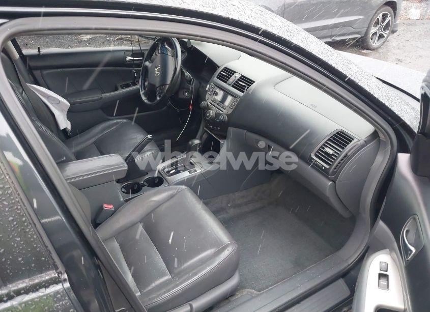 Photo 5 of 2006 Honda Accord 2.4 EX (VIN 1HGCM56856A041952)