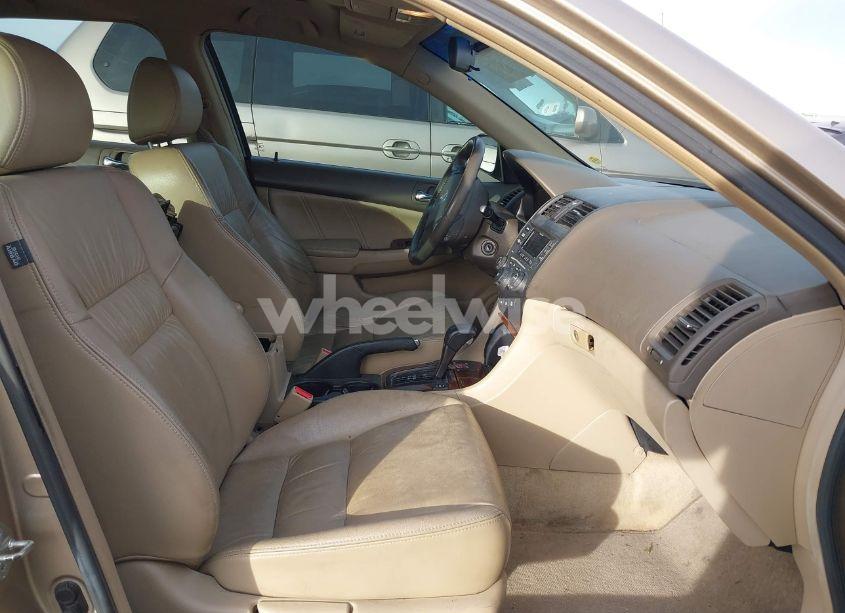 Photo 5 of 2006 Honda Accord 2.4 EX (VIN 1HGCM56856A052689)