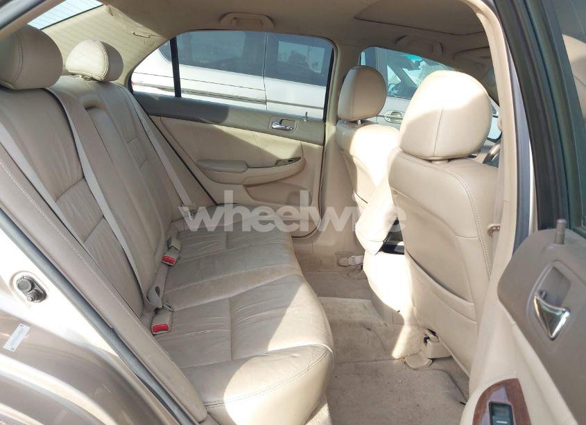 Photo 8 of 2006 Honda Accord 2.4 EX (VIN 1HGCM56856A052689)