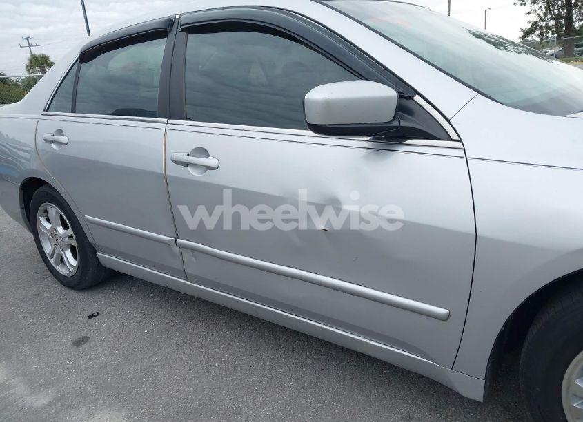 Photo 6 of 2006 Honda Accord 2.4 EX (VIN 1HGCM56856A055365)