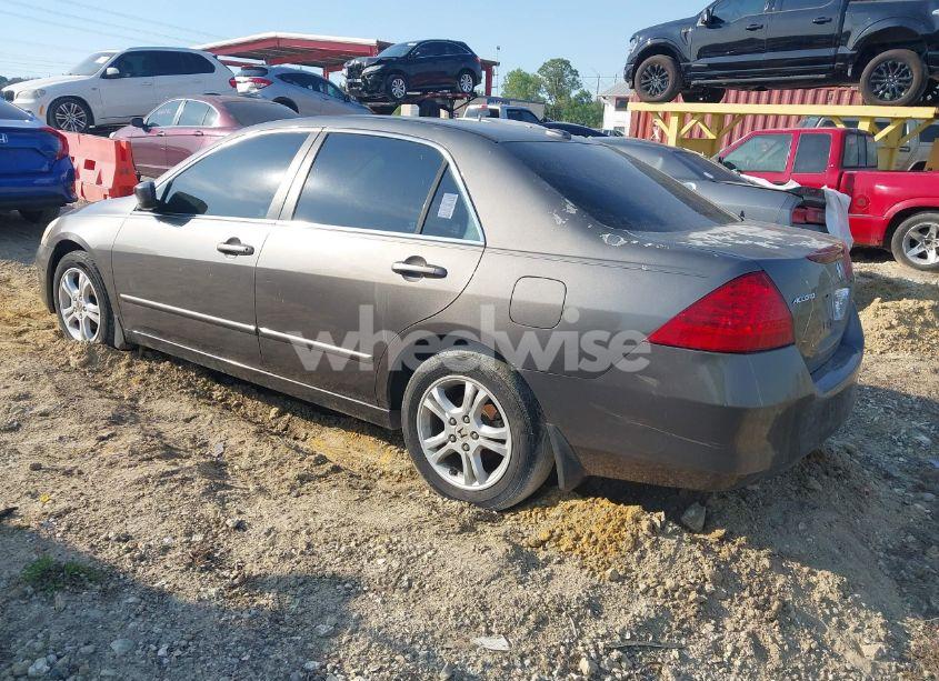 Photo 3 of 2007 Honda Accord 2.4 EX (VIN 1HGCM56857A078940)