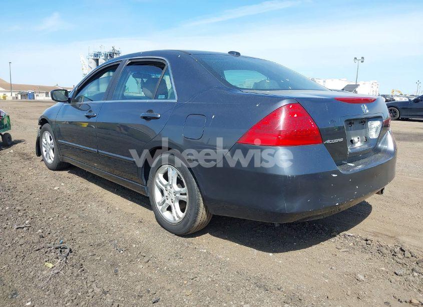 Photo 3 of 2007 Honda Accord 2.4 EX (VIN 1HGCM56857A087170)