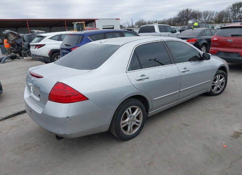 Photo 4 of 2007 Honda Accord 2.4 EX (VIN 1HGCM56857A102668)