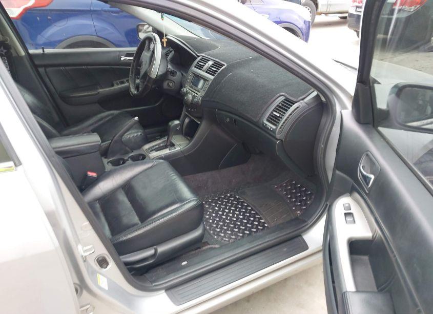 Photo 5 of 2007 Honda Accord 2.4 EX (VIN 1HGCM56857A102668)