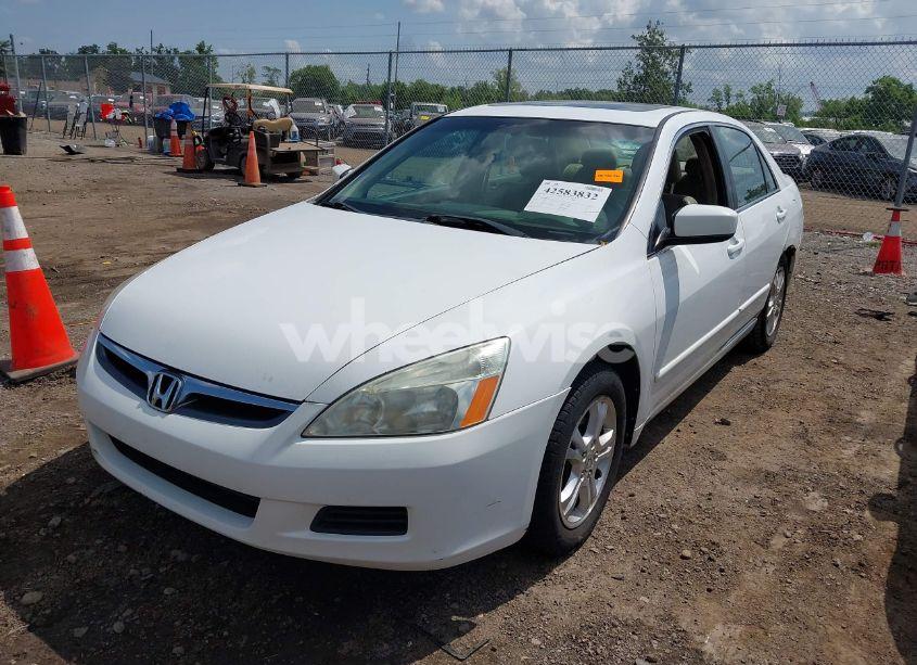 Photo 2 of 2007 Honda Accord 2.4 EX (VIN 1HGCM56857A111791)