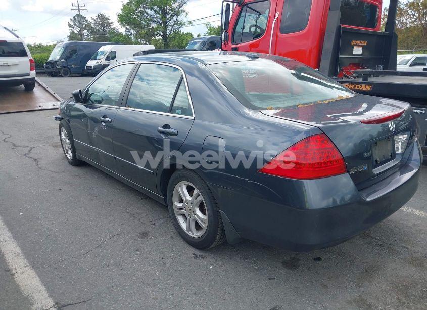 Photo 3 of 2007 Honda Accord 2.4 EX (VIN 1HGCM56857A199886)