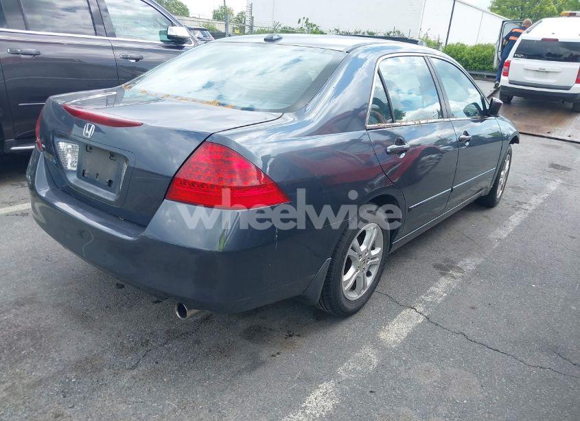 Photo 4 of 2007 Honda Accord 2.4 EX (VIN 1HGCM56857A199886)