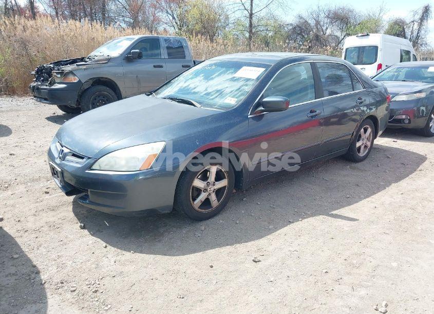 Photo 2 of 2005 Honda Accord 2.4 EX (VIN 1HGCM56865A053056)