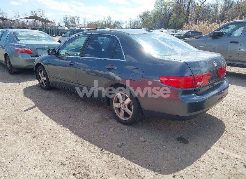 Photo 3 of 2005 Honda Accord 2.4 EX (VIN 1HGCM56865A053056)