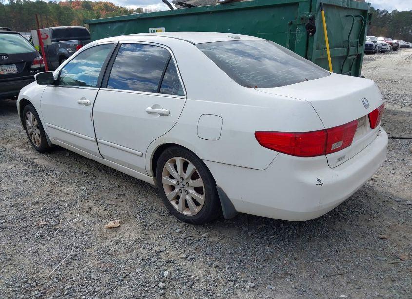 Photo 3 of 2005 Honda Accord 2.4 EX (VIN 1HGCM56865A094111)