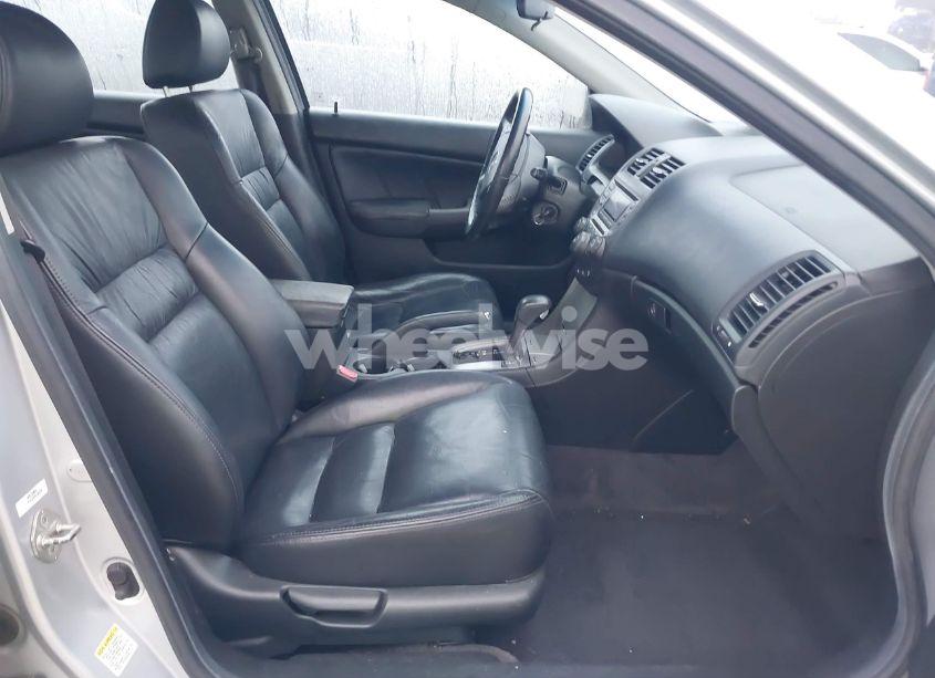 Photo 5 of 2006 Honda Accord 2.4 EX (VIN 1HGCM56866A014257)