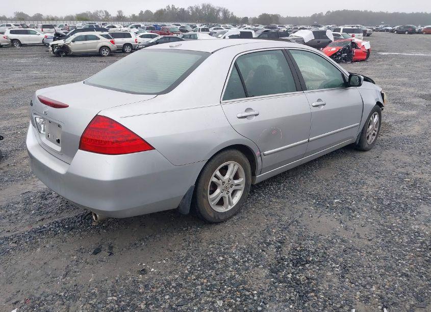 Photo 4 of 2006 Honda Accord 2.4 EX (VIN 1HGCM56866A132163)