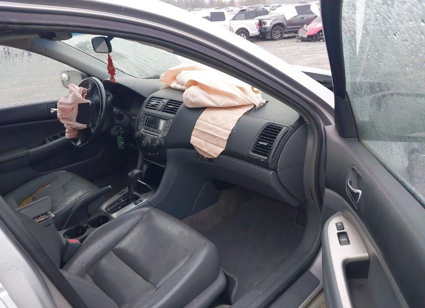 Photo 5 of 2006 Honda Accord 2.4 EX (VIN 1HGCM56866A132163)