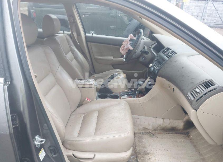 Photo 5 of 2006 Honda Accord 2.4 EX (VIN 1HGCM56866A177202)