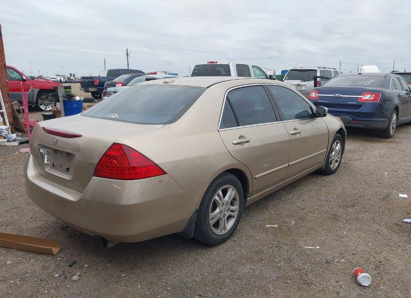 Photo 4 of 2007 Honda Accord 2.4 EX (VIN 1HGCM56867A028600)