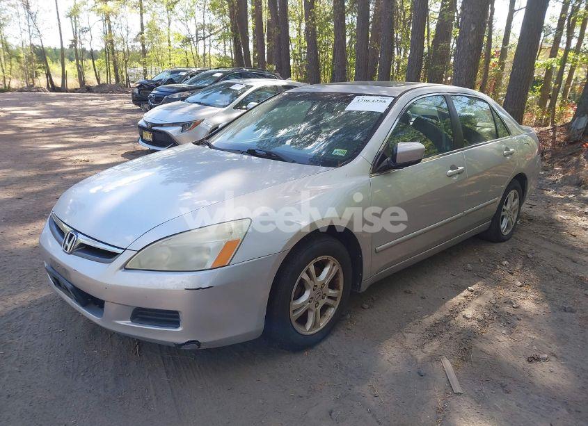 Photo 2 of 2007 Honda Accord 2.4 EX (VIN 1HGCM56867A041878)