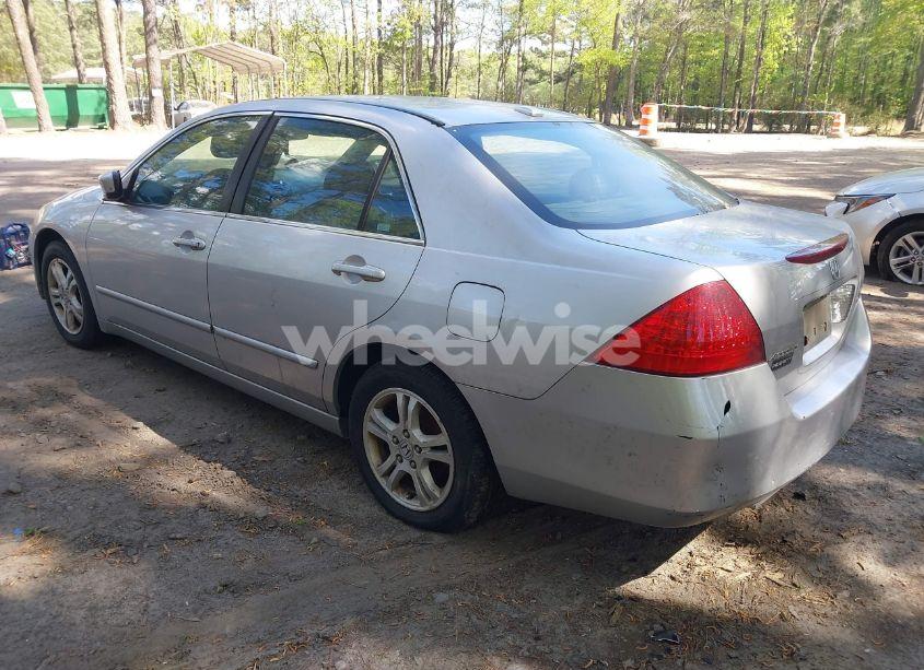 Photo 3 of 2007 Honda Accord 2.4 EX (VIN 1HGCM56867A041878)