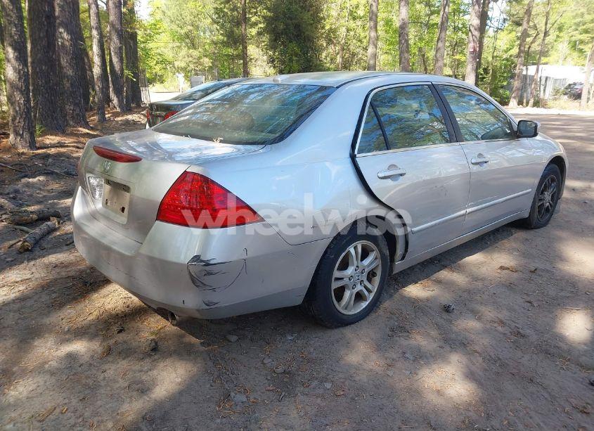 Photo 4 of 2007 Honda Accord 2.4 EX (VIN 1HGCM56867A041878)