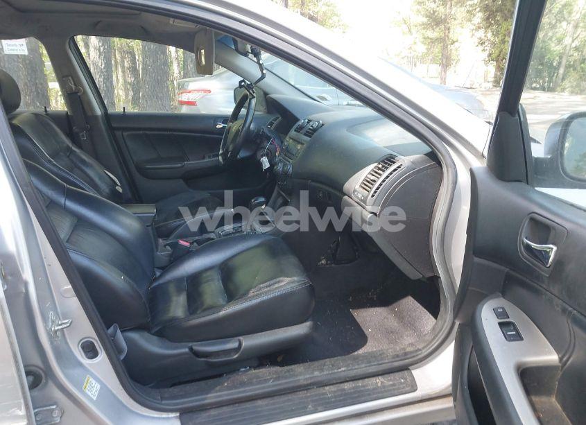 Photo 5 of 2007 Honda Accord 2.4 EX (VIN 1HGCM56867A041878)