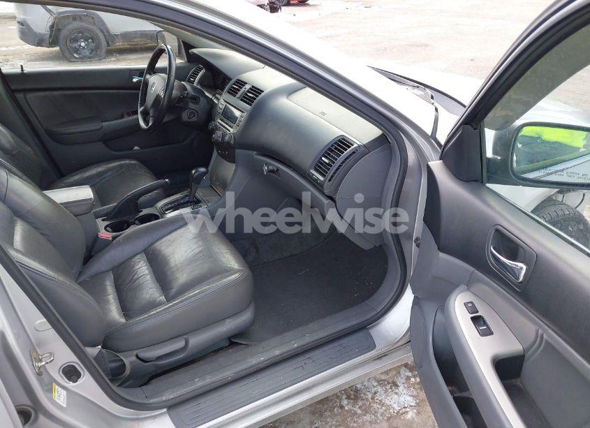 Photo 5 of 2007 Honda Accord 2.4 EX (VIN 1HGCM56867A079174)