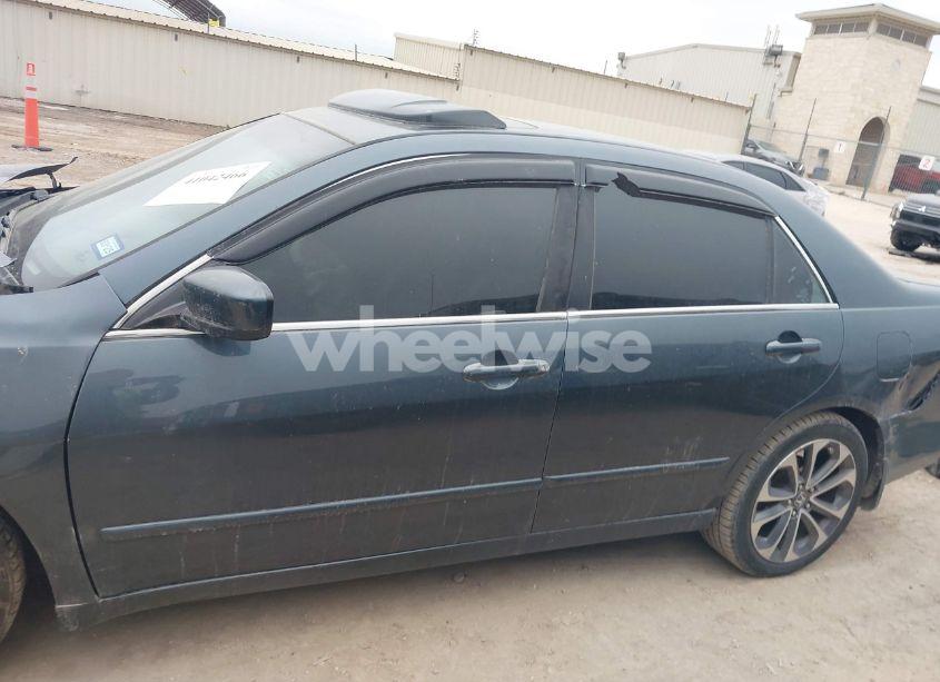 Photo 14 of 2007 Honda Accord 2.4 EX (VIN 1HGCM56867A100346)