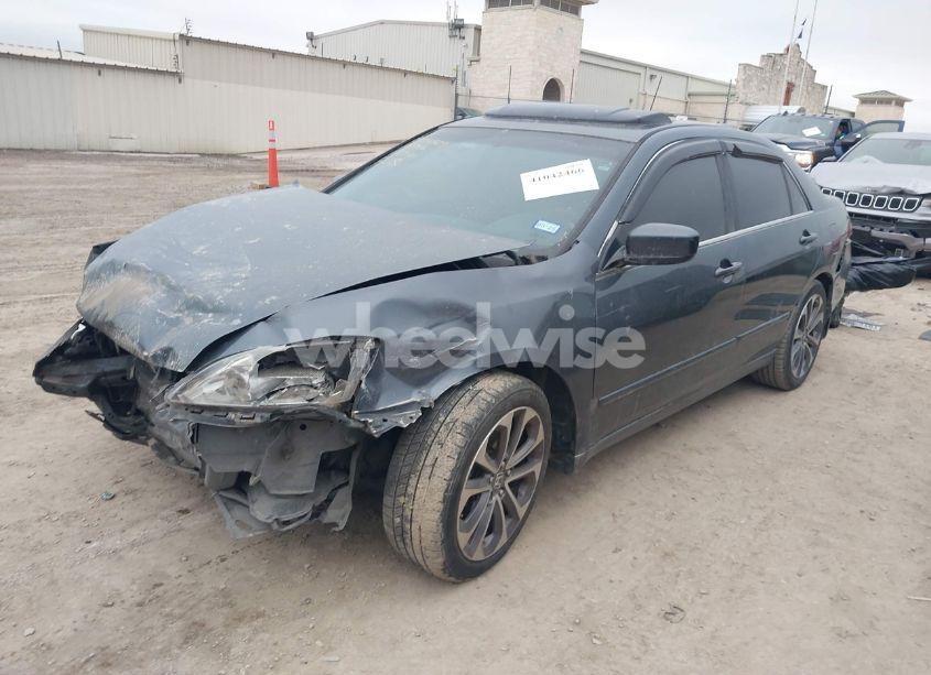 Photo 2 of 2007 Honda Accord 2.4 EX (VIN 1HGCM56867A100346)