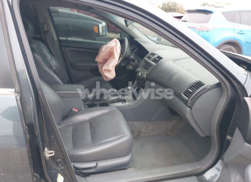 Photo 5 of 2007 Honda Accord 2.4 EX (VIN 1HGCM56867A100346)