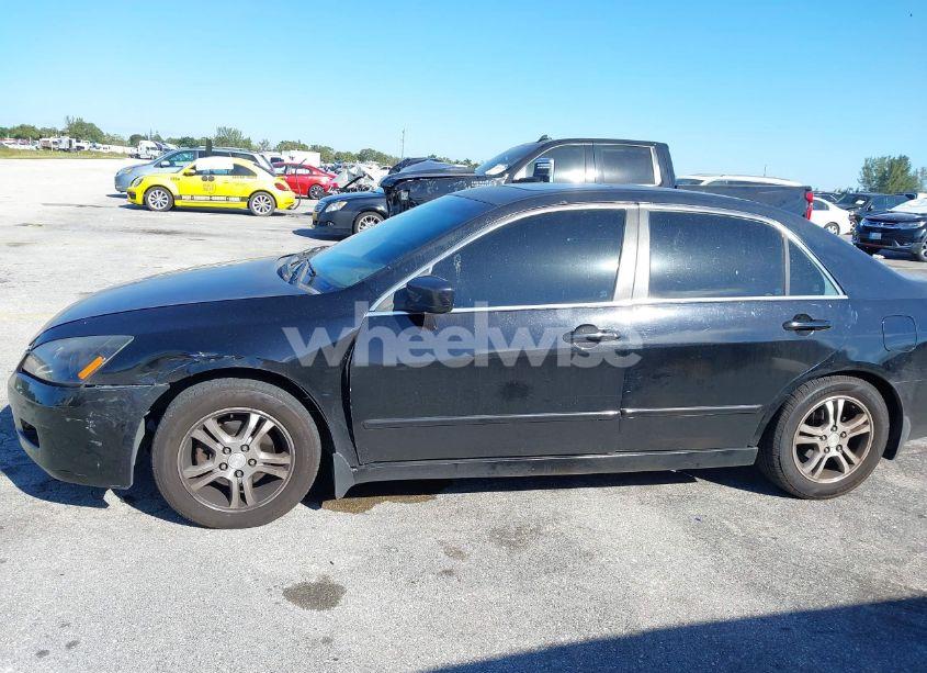 Photo 6 of 2007 Honda Accord 2.4 EX (VIN 1HGCM56867A103523)