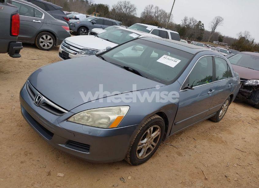 Photo 2 of 2007 Honda Accord 2.4 EX (VIN 1HGCM56867A127899)