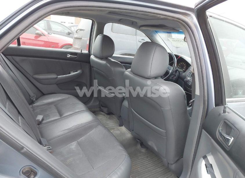 Photo 8 of 2007 Honda Accord 2.4 EX (VIN 1HGCM56867A127899)