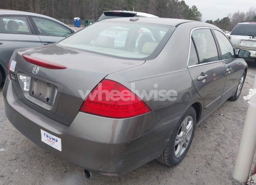 Photo 4 of 2007 Honda Accord 2.4 EX (VIN 1HGCM56867A142273)